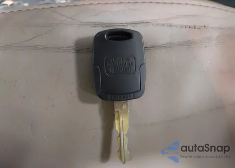 2010 Ford Focus Sel z USA, uszkodzony, nr VIN 1FAHP3HNXAW118514